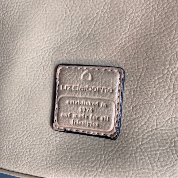 Liz Claiborne Nude Shoulder Bag w/ Compartments - Picture 3 of 10